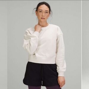 Lululemon Softstreme Perfectly Oversized Cropped Crew Size 10 Cream